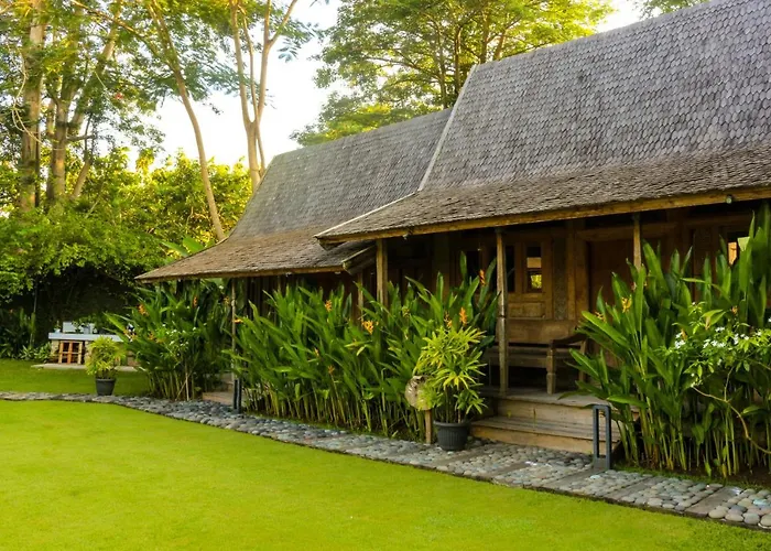 ベッド・アンド・ブレックファスト Chanteak Bali - Teak House 2 4*