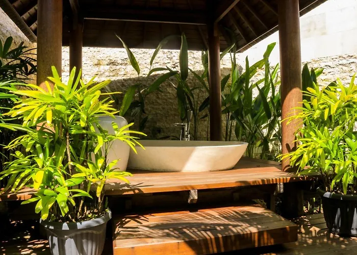 ベッド・アンド・ブレックファスト Chanteak Bali - Teak House 2 ジンバラン