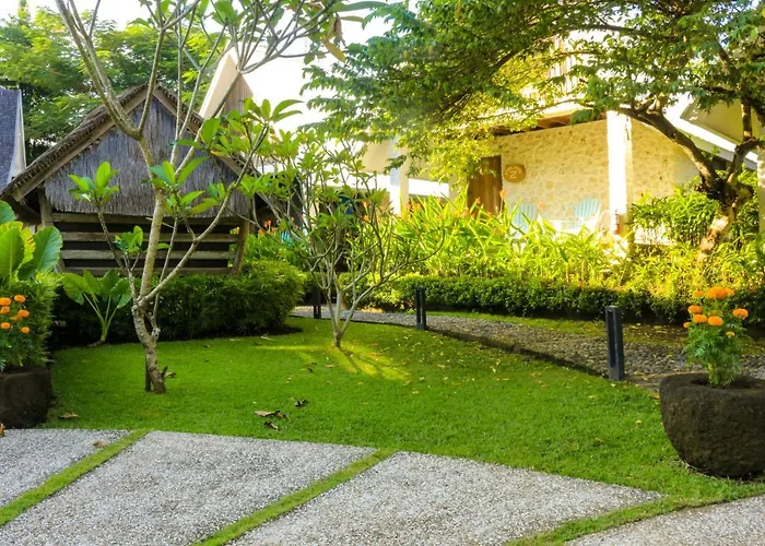 ベッド・アンド・ブレックファスト Chanteak Bali - Teak House 2 ジンバラン